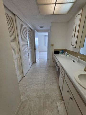 675 S GULFVIEW BOULEVARD 1007, Clearwater, FL 33767