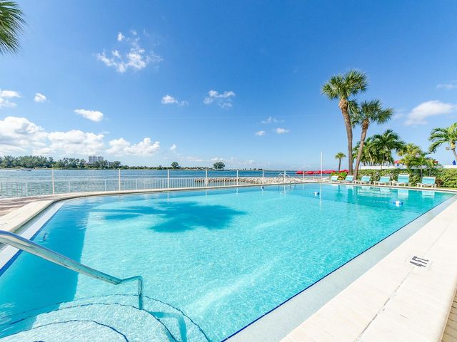 675 S GULFVIEW BOULEVARD 1007, Clearwater, FL 33767