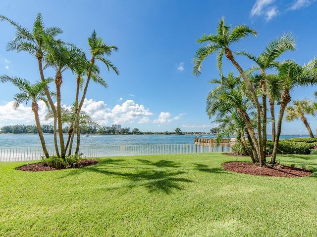 675 S GULFVIEW BOULEVARD 1007, Clearwater, FL 33767