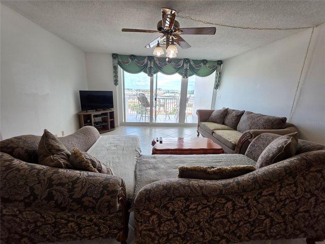 675 S GULFVIEW BOULEVARD 1007, Clearwater, FL 33767
