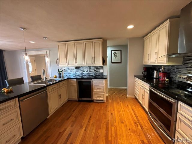 4707 Private Road 5127, Willow Springs, MO 65793