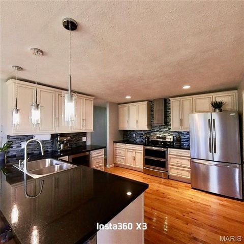 4707 Private Road 5127, Willow Springs, MO 65793