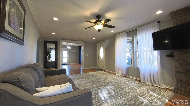 4707 Private Road 5127, Willow Springs, MO 65793