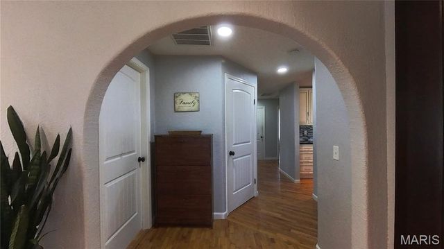 4707 Private Road 5127, Willow Springs, MO 65793