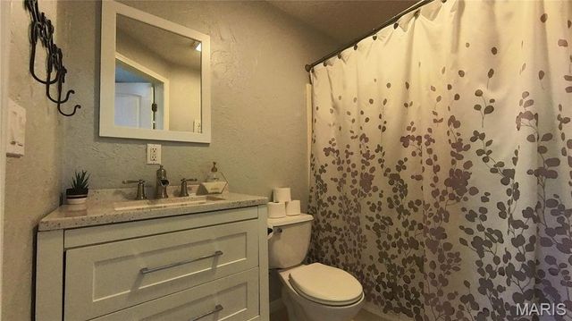 4707 Private Road 5127, Willow Springs, MO 65793