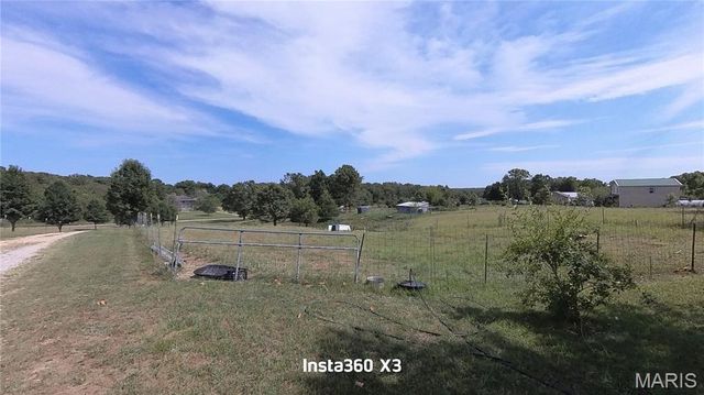 4707 Private Road 5127, Willow Springs, MO 65793