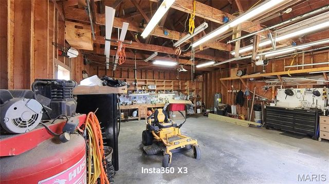 4707 Private Road 5127, Willow Springs, MO 65793