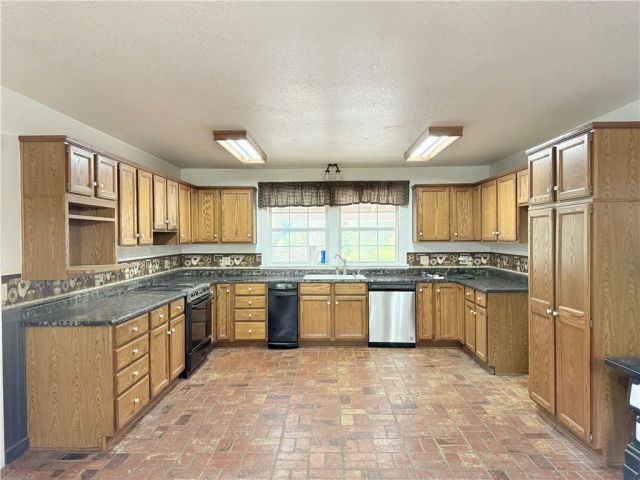 5264 Davis Road, Midpines, CA 95345