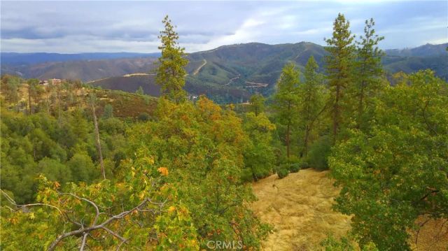 5264 Davis Road, Midpines, CA 95345