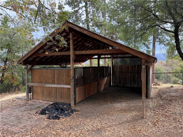 5264 Davis Road, Midpines, CA 95345