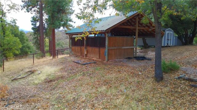 5264 Davis Road, Midpines, CA 95345