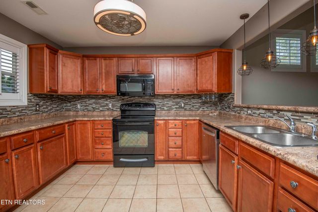 1440 Hazelgreen Way, Knoxville, TN 37912