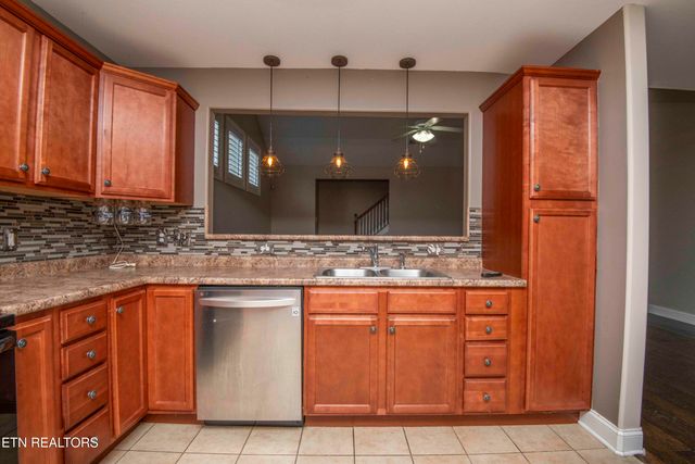 1440 Hazelgreen Way, Knoxville, TN 37912