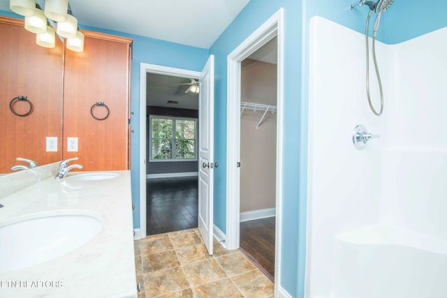 1440 Hazelgreen Way, Knoxville, TN 37912