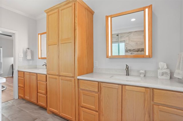 860 Fm-517 E, Dickinson, TX 77539