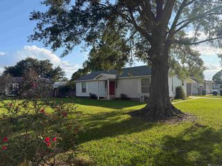 24510 Hebert St, Plaquemine, LA 70764