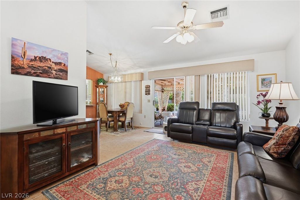Image 16 of property listing at 2637 Saltbush Drive, Las Vegas, NV 89134