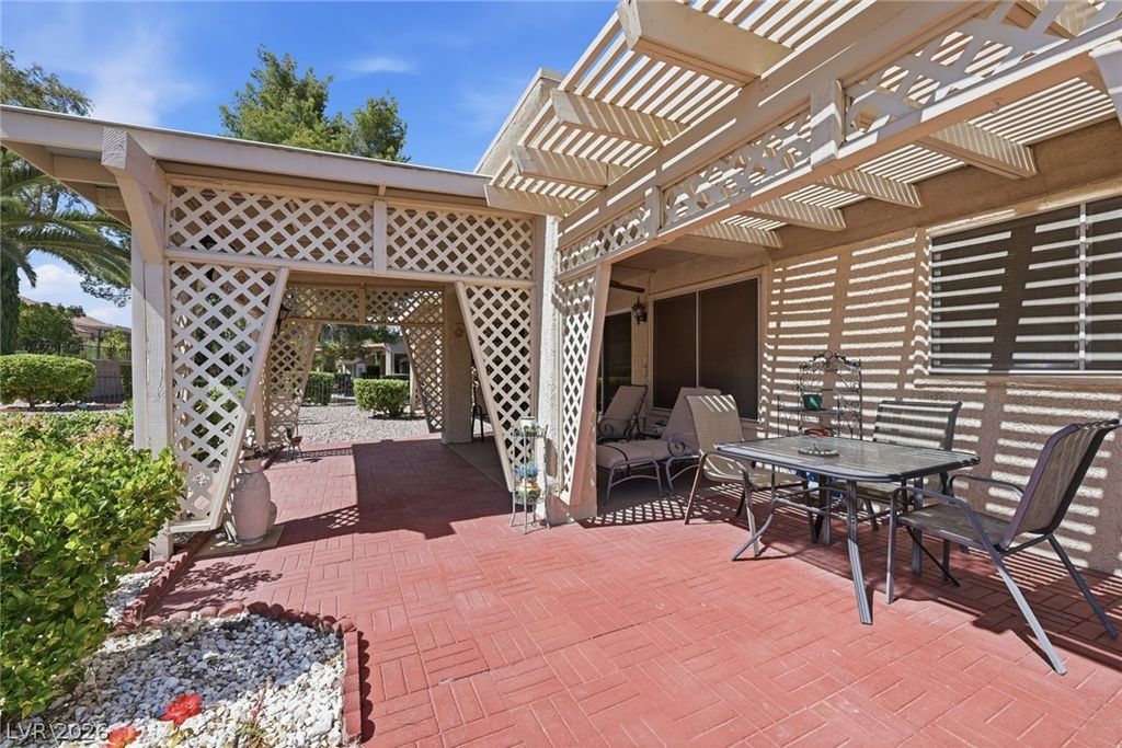 Image 33 of property listing at 2637 Saltbush Drive, Las Vegas, NV 89134