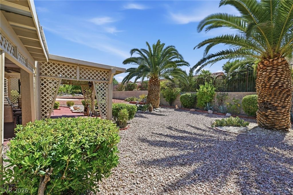 Image 35 of property listing at 2637 Saltbush Drive, Las Vegas, NV 89134