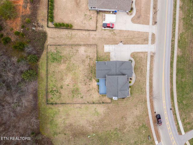 485 Broadberry Ave, Oak Ridge, TN 37830