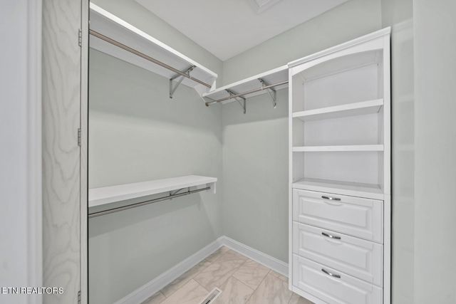 485 Broadberry Ave, Oak Ridge, TN 37830