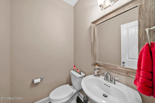 485 Broadberry Ave, Oak Ridge, TN 37830