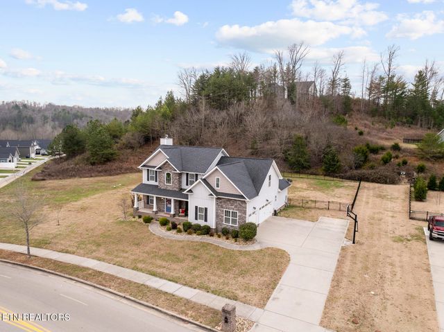 485 Broadberry Ave, Oak Ridge, TN 37830