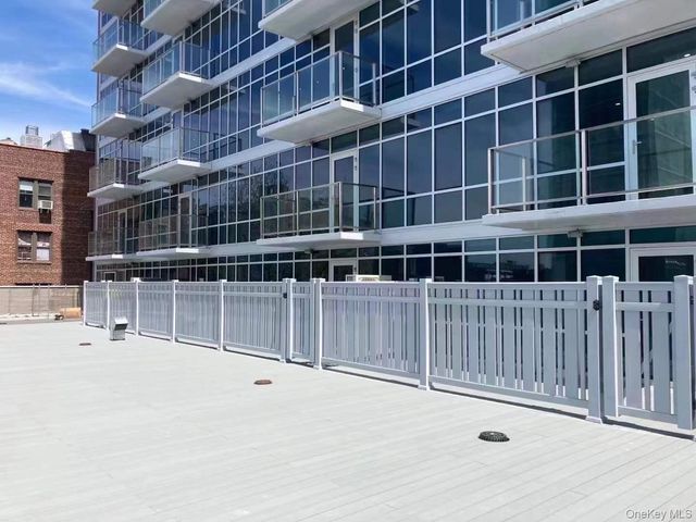 41-62 Bowne 3E, Flushing, NY 11355