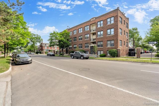 7750 3rd Street 101, Detroit, MI 48202