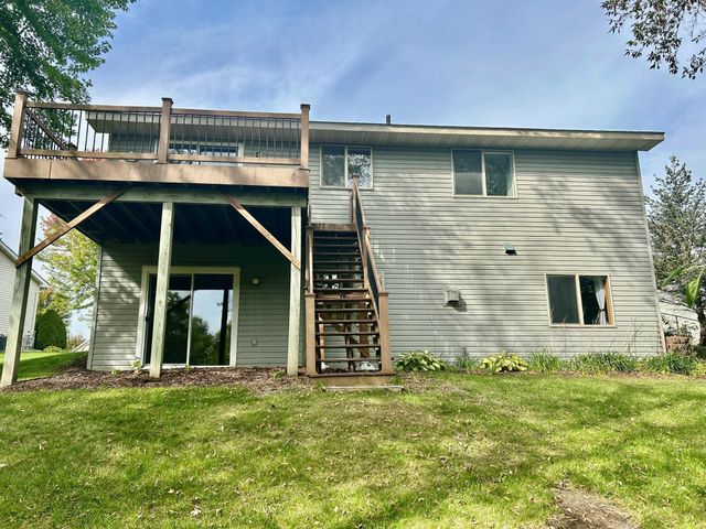 8819 Aspen Road, Saint Bonifacius, MN 55375