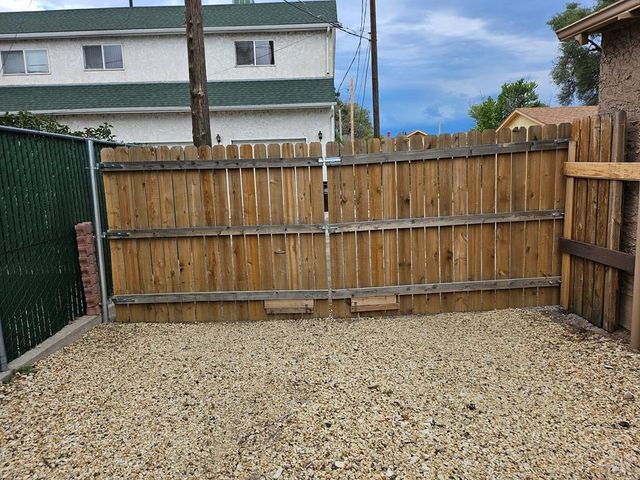 317 E Abriendo Ave, Pueblo, CO 81004