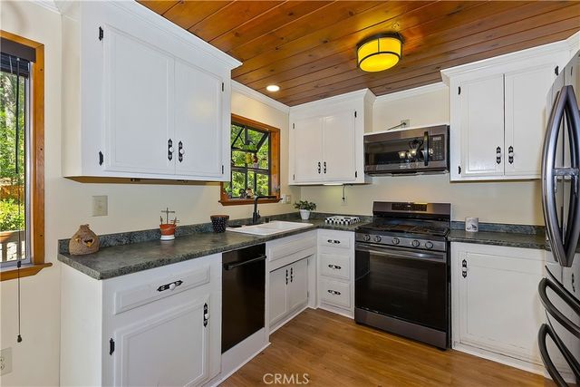 863 Oak, Lake Arrowhead, CA 92385