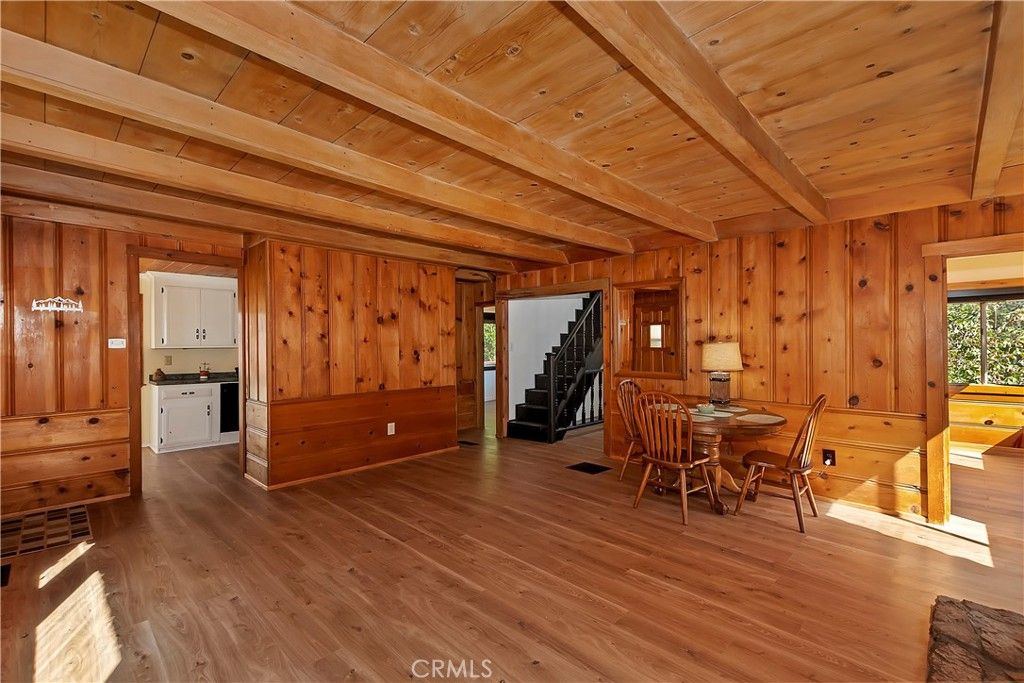 Image 6 of property listing at 863 Oak, Lake Arrowhead, CA 92385