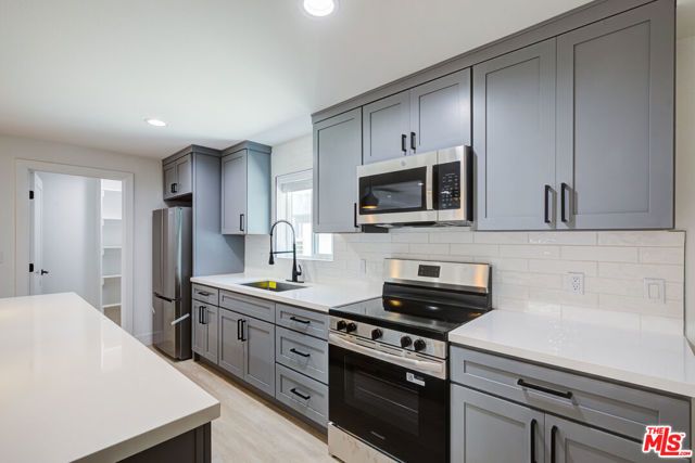 1211 Beryl Street, Redondo Beach, CA 90277
