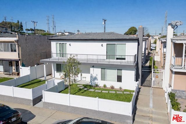 1211 Beryl Street, Redondo Beach, CA 90277