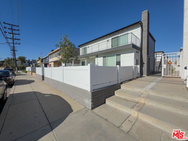 1211 Beryl Street, Redondo Beach, CA 90277