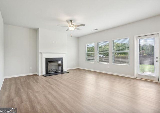 107 Vickers Point Drive, Fairburn, GA 30213
