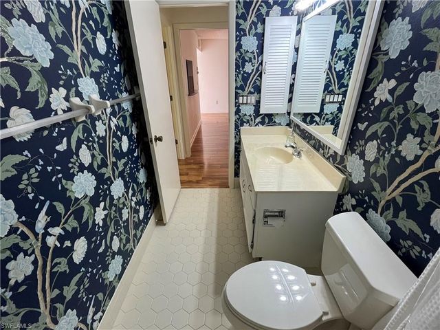 1335 Broadwater DR, Fort Myers, FL 33919