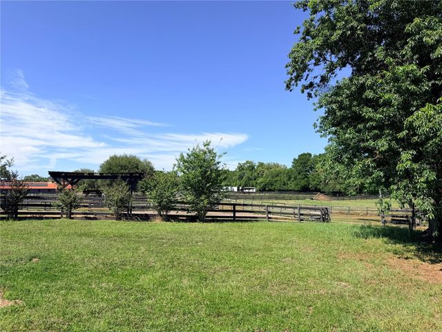 311 NW 106TH AVENUE, Ocala, FL 34482