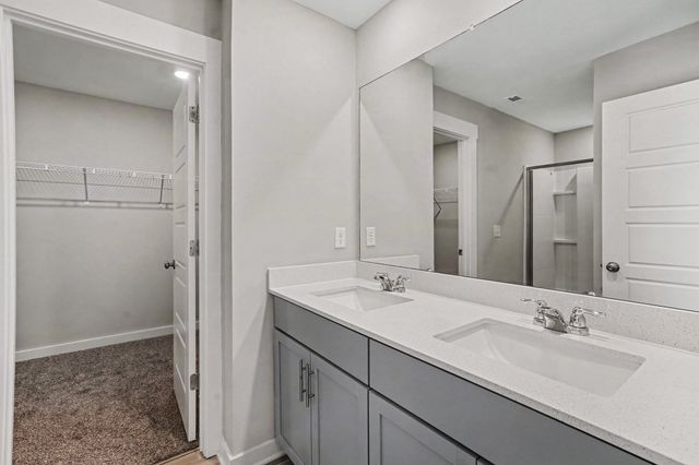 1023 Baltusrol Ln, Lebanon, TN 37087
