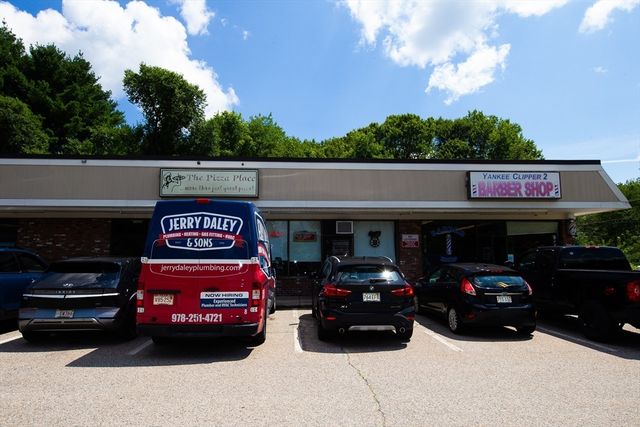 210 Boston Rd, Chelmsford, MA 01824