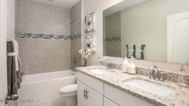 1666 Salazar Street SE, Palm Bay, FL 32909