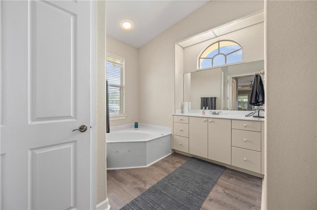 Image 36 of property listing at 28435 SILVER PALM DRIVE, Punta Gorda, FL 33982