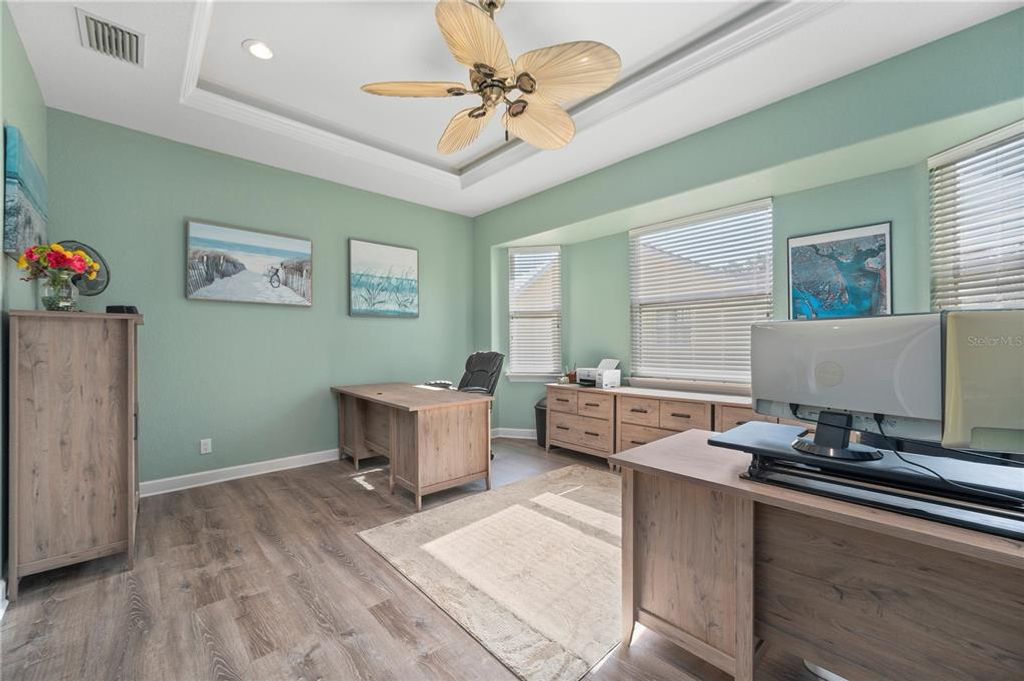 Image 40 of property listing at 28435 SILVER PALM DRIVE, Punta Gorda, FL 33982