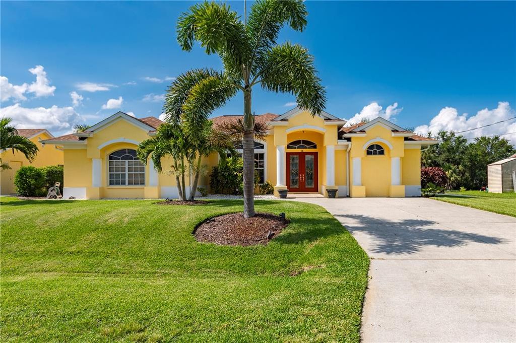 Image 6 of property listing at 28435 SILVER PALM DRIVE, Punta Gorda, FL 33982