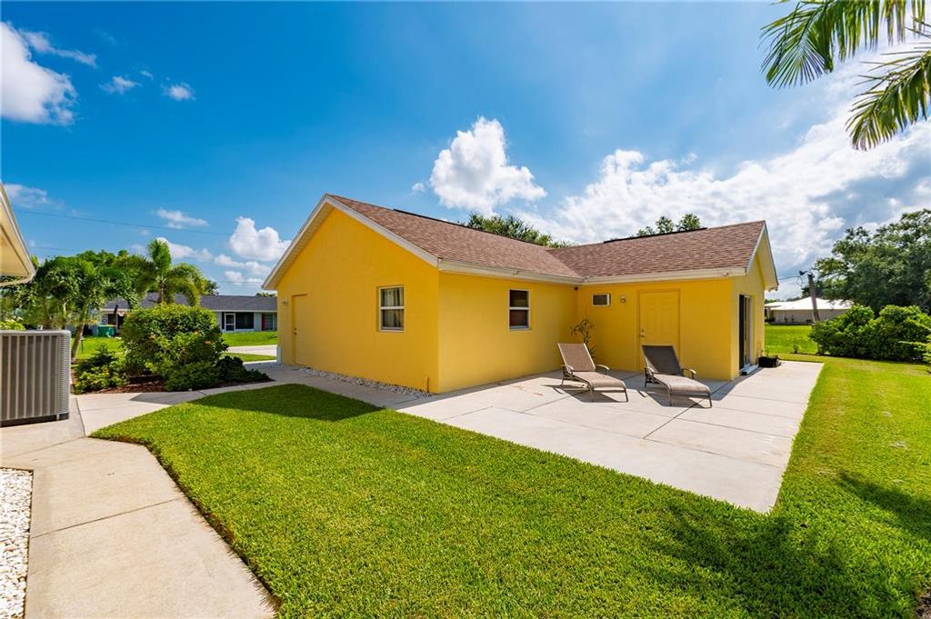 Image 62 of property listing at 28435 SILVER PALM DRIVE, Punta Gorda, FL 33982