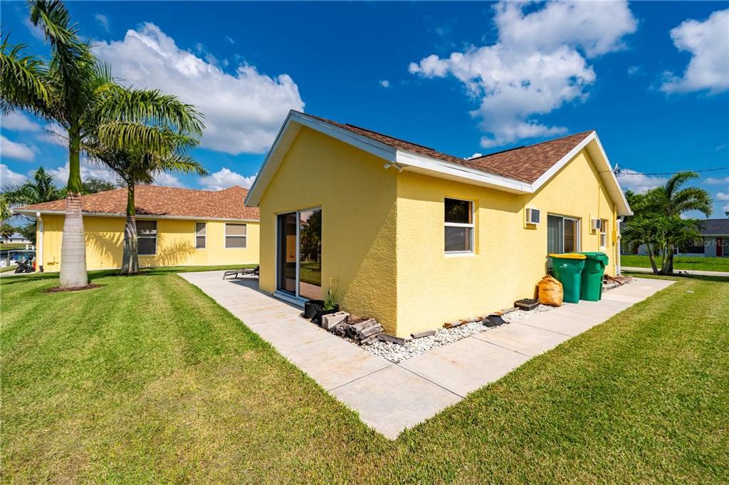 Image 65 of property listing at 28435 SILVER PALM DRIVE, Punta Gorda, FL 33982