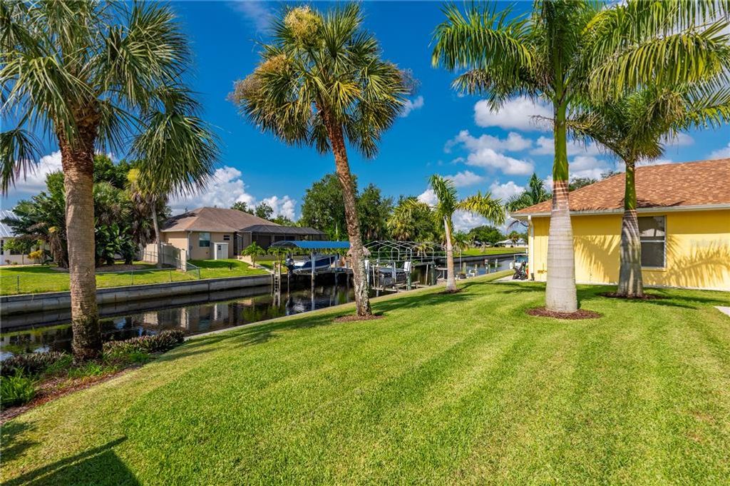 Image 67 of property listing at 28435 SILVER PALM DRIVE, Punta Gorda, FL 33982
