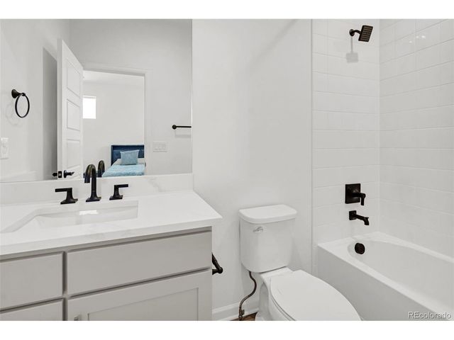 5907 Presidio Pkwy, Parker, CO 80134