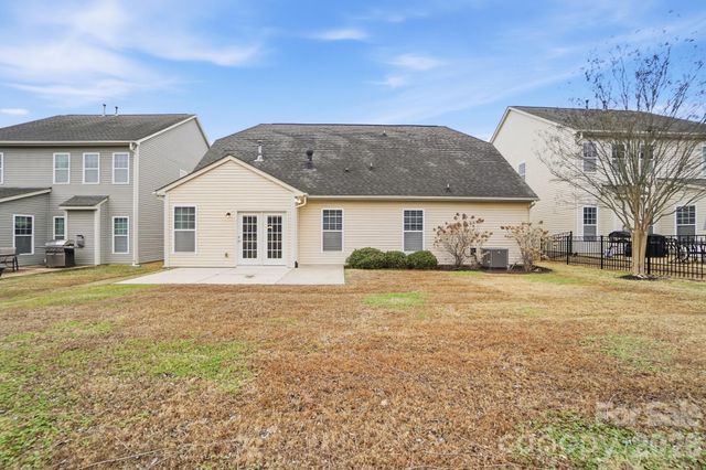 14413 Old Dobbin Drive, Huntersville, NC 28078